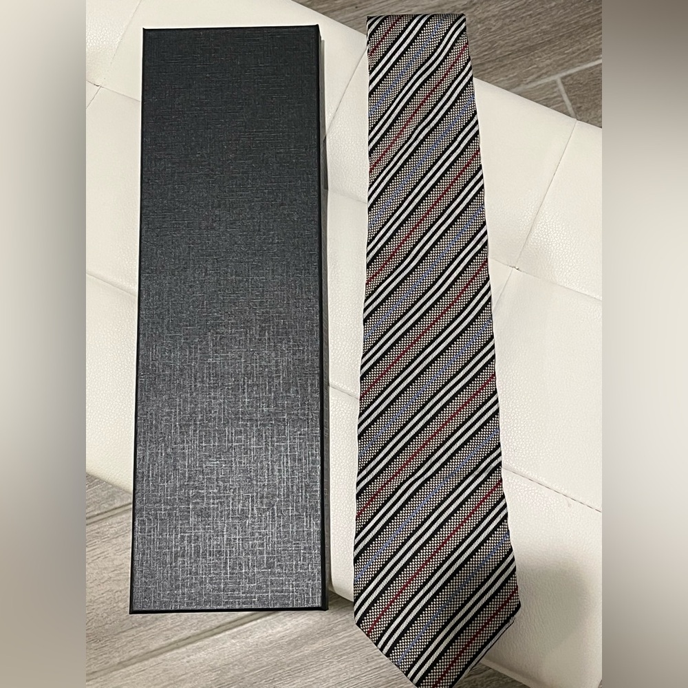 Burberry tie Mens nova check silk 100% Authentic Grey manston thorton striped